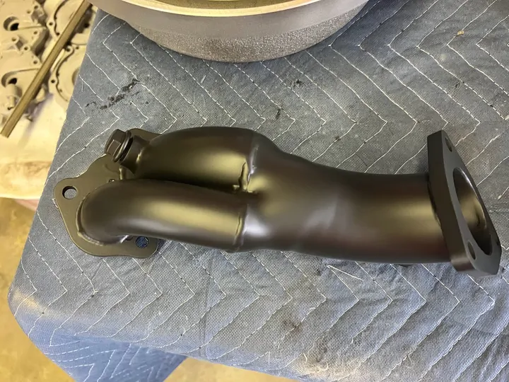 Bronze-gray coated Y-pipe