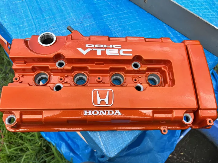 Orange Honda DOHC VTEC valve cover